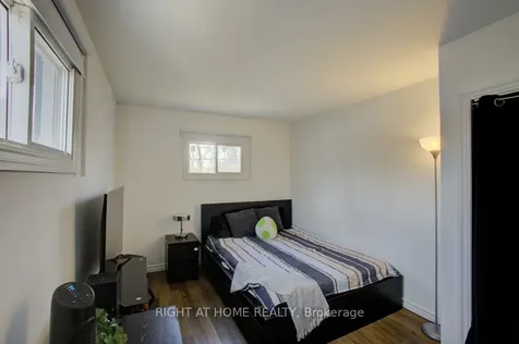 1865 River Road W Wasaga Beach ON L9Z 1L1