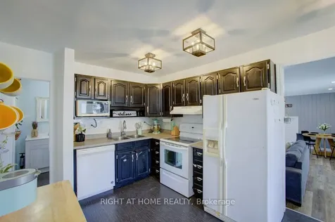 1865 River Road W Wasaga Beach ON L9Z 1L1