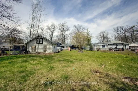 1865 River Road W Wasaga Beach ON L9Z 1L1