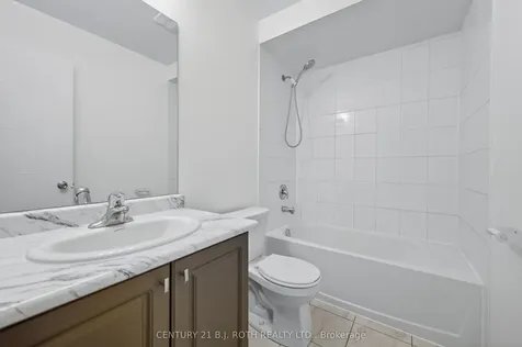 17 Bedford Estates Crescent Barrie ON L4N 9K5
