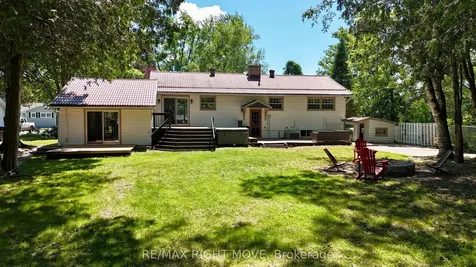 234 Oak Street Clearview ON L0M 1S0