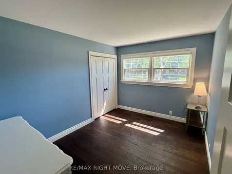 234 Oak Street Clearview ON L0M 1S0