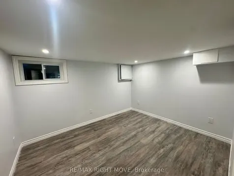 234 Oak Street Clearview ON L0M 1S0