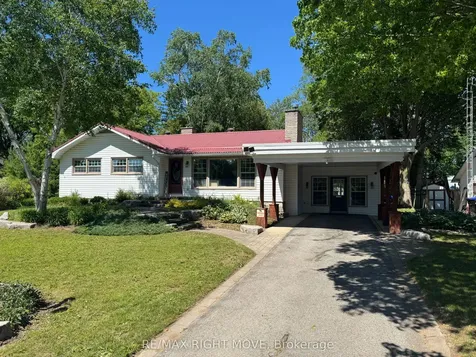234 Oak Street Clearview ON L0M 1S0