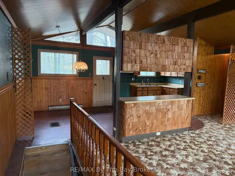 288 Knox Road E Wasaga Beach ON L9Z 2T5