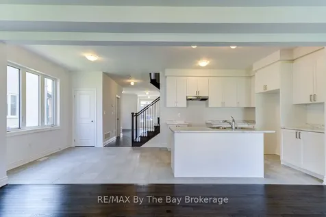 21 Lisa Street Wasaga Beach ON L9Z 1J9