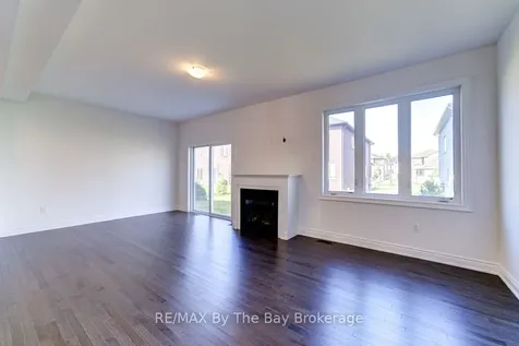 21 Lisa Street Wasaga Beach ON L9Z 1J9