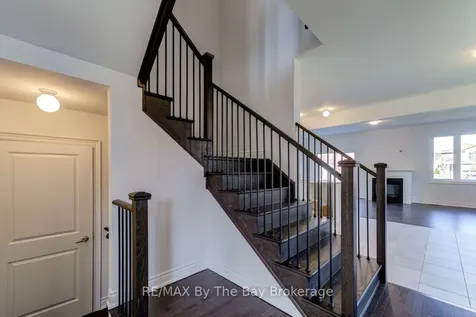 21 Lisa Street Wasaga Beach ON L9Z 1J9