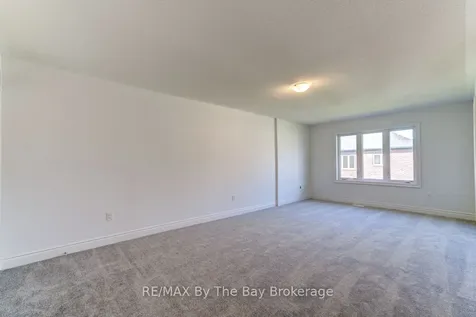 21 Lisa Street Wasaga Beach ON L9Z 1J9
