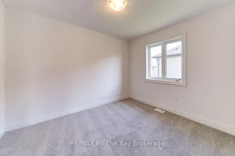 21 Lisa Street Wasaga Beach ON L9Z 1J9