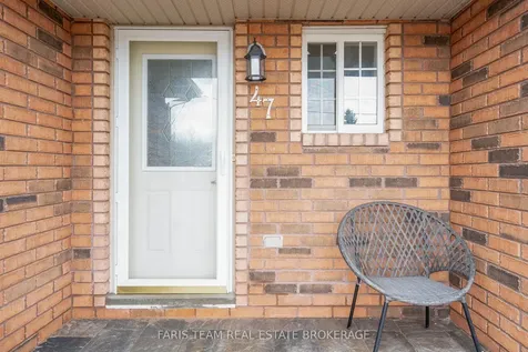 47 Bibby Court Barrie ON L4N 8T4