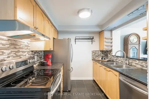 47 Bibby Court Barrie ON L4N 8T4