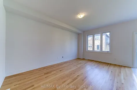 39 Lisa Street Wasaga Beach ON L9Z 1J9