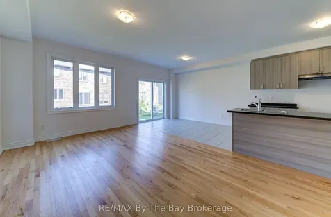 39 Lisa Street Wasaga Beach ON L9Z 1J9