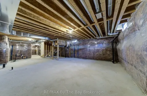 39 Lisa Street Wasaga Beach ON L9Z 1J9