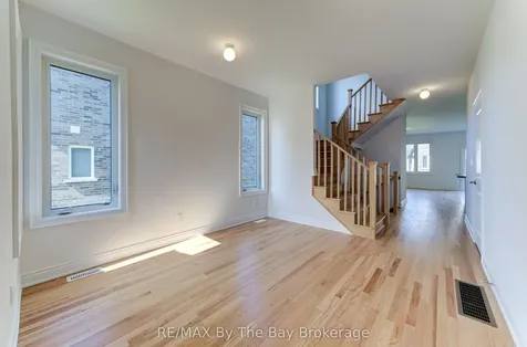 39 Lisa Street Wasaga Beach ON L9Z 1J9