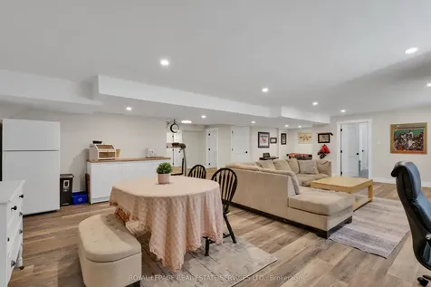 131 Glenlake Boulevard Collingwood ON L9Y 0X2