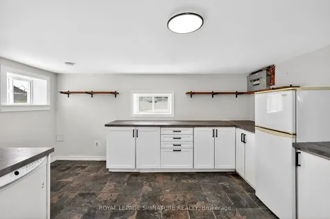 120 Maple Street Tay ON L0L 2J0
