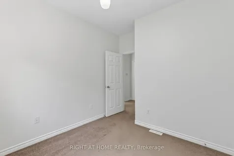 87 Jessica Drive Barrie ON L4N 5Y9