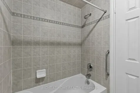 87 Jessica Drive Barrie ON L4N 5Y9