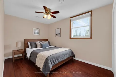 1878 Ridley Boulevard Severn ON L3V 7J2