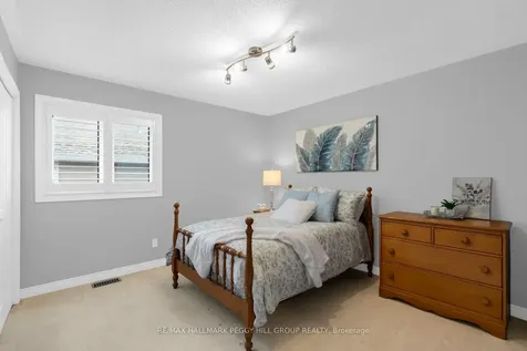 87 Cityview Circle Barrie ON L4N 7V1