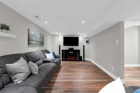 87 Cityview Circle Barrie ON L4N 7V1