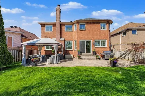 87 Cityview Circle Barrie ON L4N 7V1