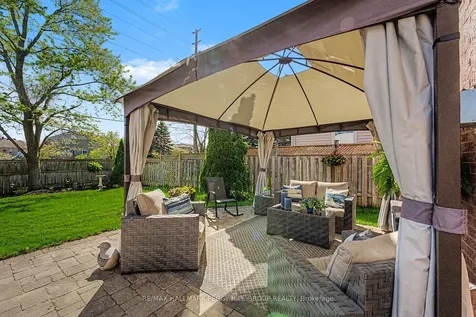 87 Cityview Circle Barrie ON L4N 7V1