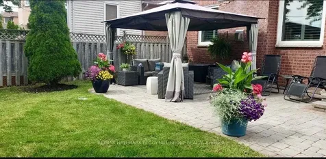 87 Cityview Circle Barrie ON L4N 7V1