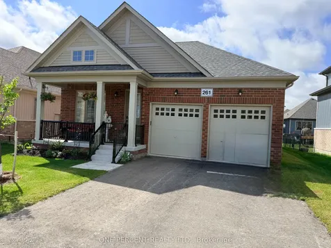261 Wilcox Drive Clearview ON L0M 1S0