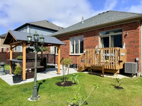 261 Wilcox Drive Clearview ON L0M 1S0