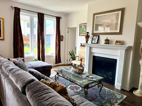 261 Wilcox Drive Clearview ON L0M 1S0