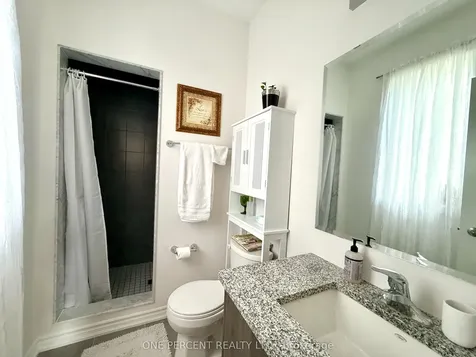 261 Wilcox Drive Clearview ON L0M 1S0