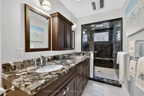 1036 River Road E Wasaga Beach ON L9Z 2P7