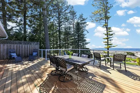1036 River Road E Wasaga Beach ON L9Z 2P7