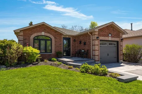 35 Golden Eagle Way Barrie ON L4M 6P6