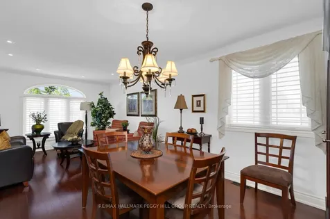 35 Golden Eagle Way Barrie ON L4M 6P6