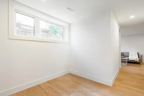 12 Oren Boulevard Barrie ON L4N 4M1
