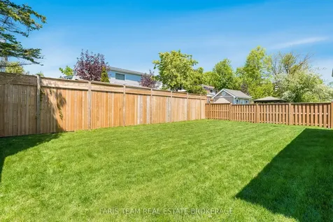 12 Oren Boulevard Barrie ON L4N 4M1