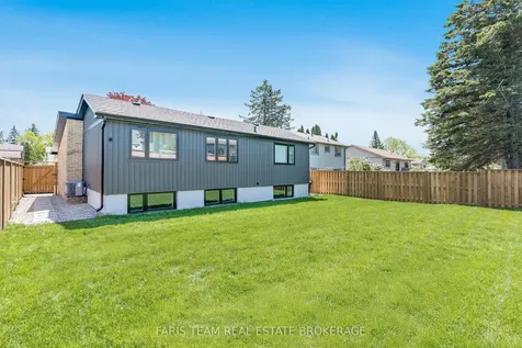 12 Oren Boulevard Barrie ON L4N 4M1