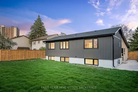 12 Oren Boulevard Barrie ON L4N 4M1