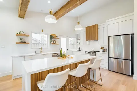 12 Oren Boulevard Barrie ON L4N 4M1
