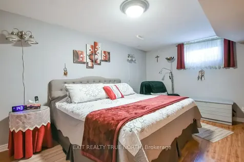 32 Graham Street Springwater ON L0L 1P0