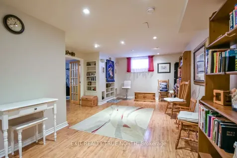 32 Graham Street Springwater ON L0L 1P0