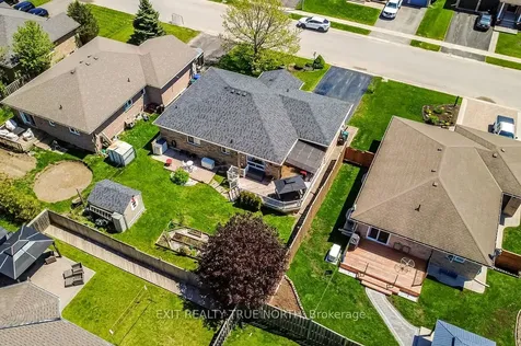 32 Graham Street Springwater ON L0L 1P0