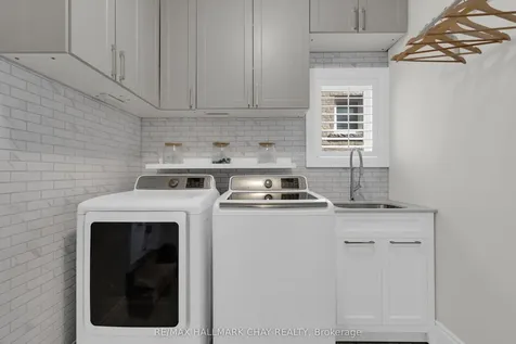 20 Westminster Circle Barrie ON L4M 0A3