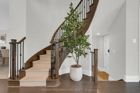 20 Westminster Circle Barrie ON L4M 0A3
