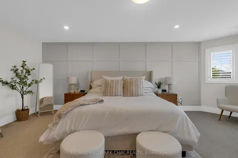 20 Westminster Circle Barrie ON L4M 0A3