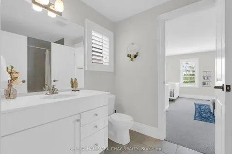 20 Westminster Circle Barrie ON L4M 0A3